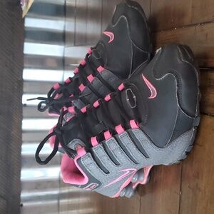 Nike shox women's size 8.5